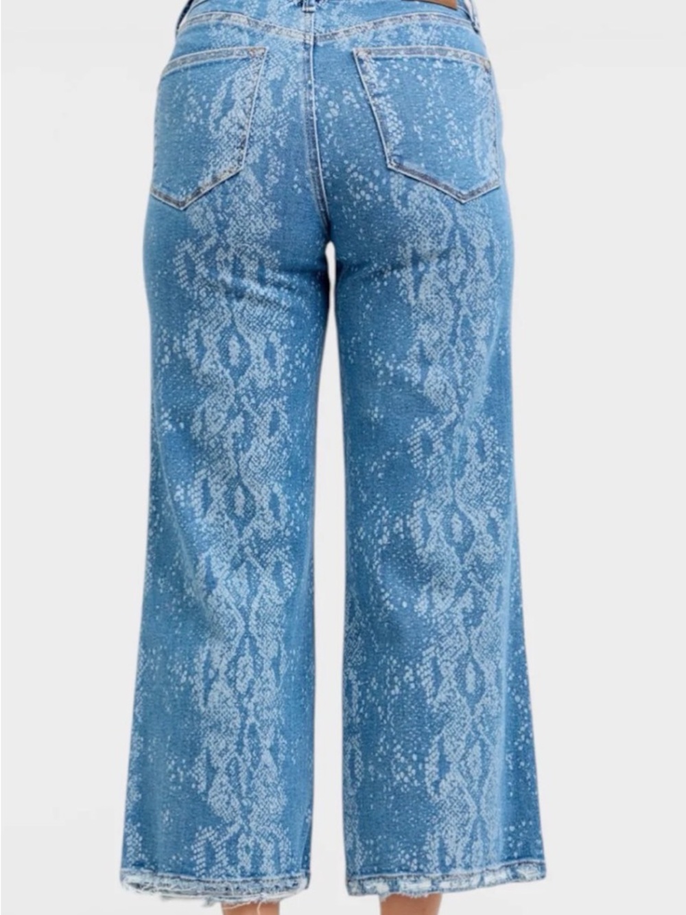 Judy Blue Snake Print Jeans - Picture 6 of 8